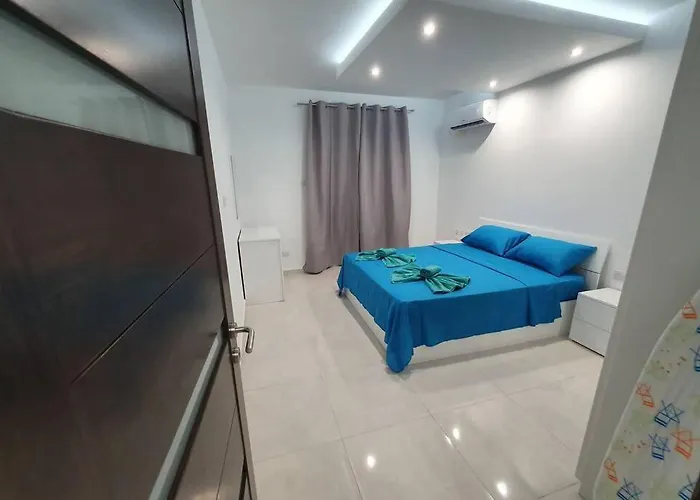 Seaview 2 Double Bedroom Modern * St. Paul's Bay