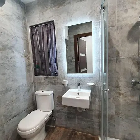 Seaview 2 Double Bedroom Modern Apartment